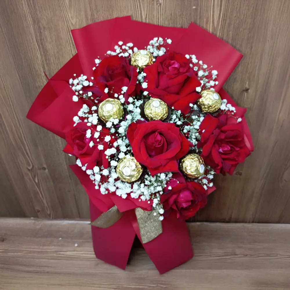 flor-buque-rosas-vermelhas-ferreiro-rocher Buquê Rosas Vermelhas Bombom Ferreiro Rocher - Imagem 1