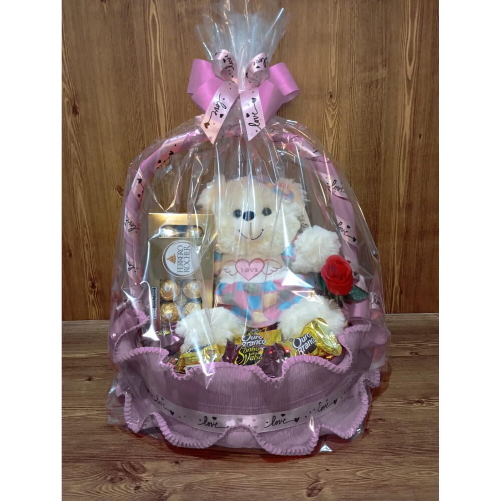 imagem_2026-03-26_165558364 Cesta Romântica Rosa com Urso, Ferreiro Rocher e Bombons - Imagem 1